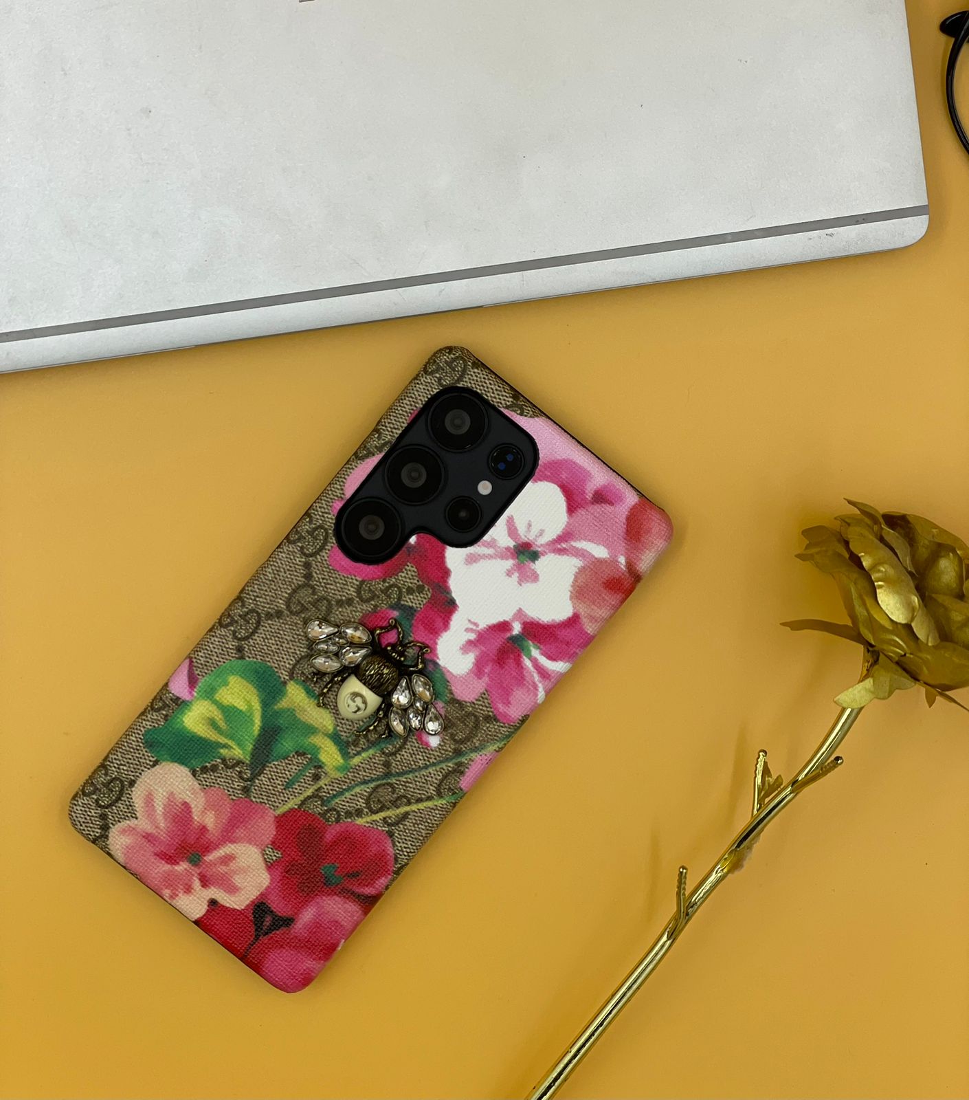 Samsung Galaxy S25 Ultra Luxury Bee Floral Case