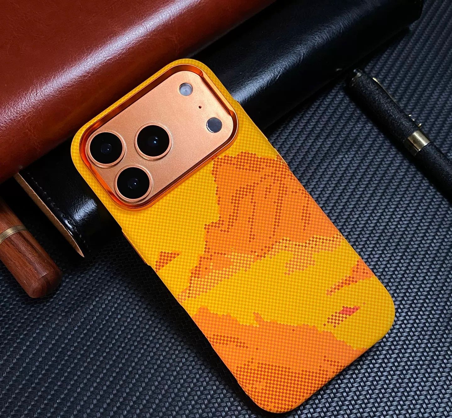 Iphone 17 Series Carbon Fibre Texture Design Magsafe Case