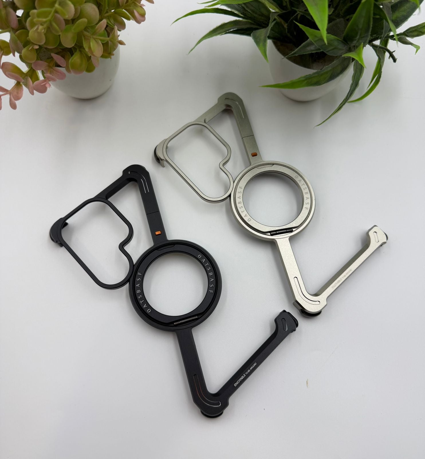 Z Shape Aluminum Rotating Magnetic Stand Metal Case