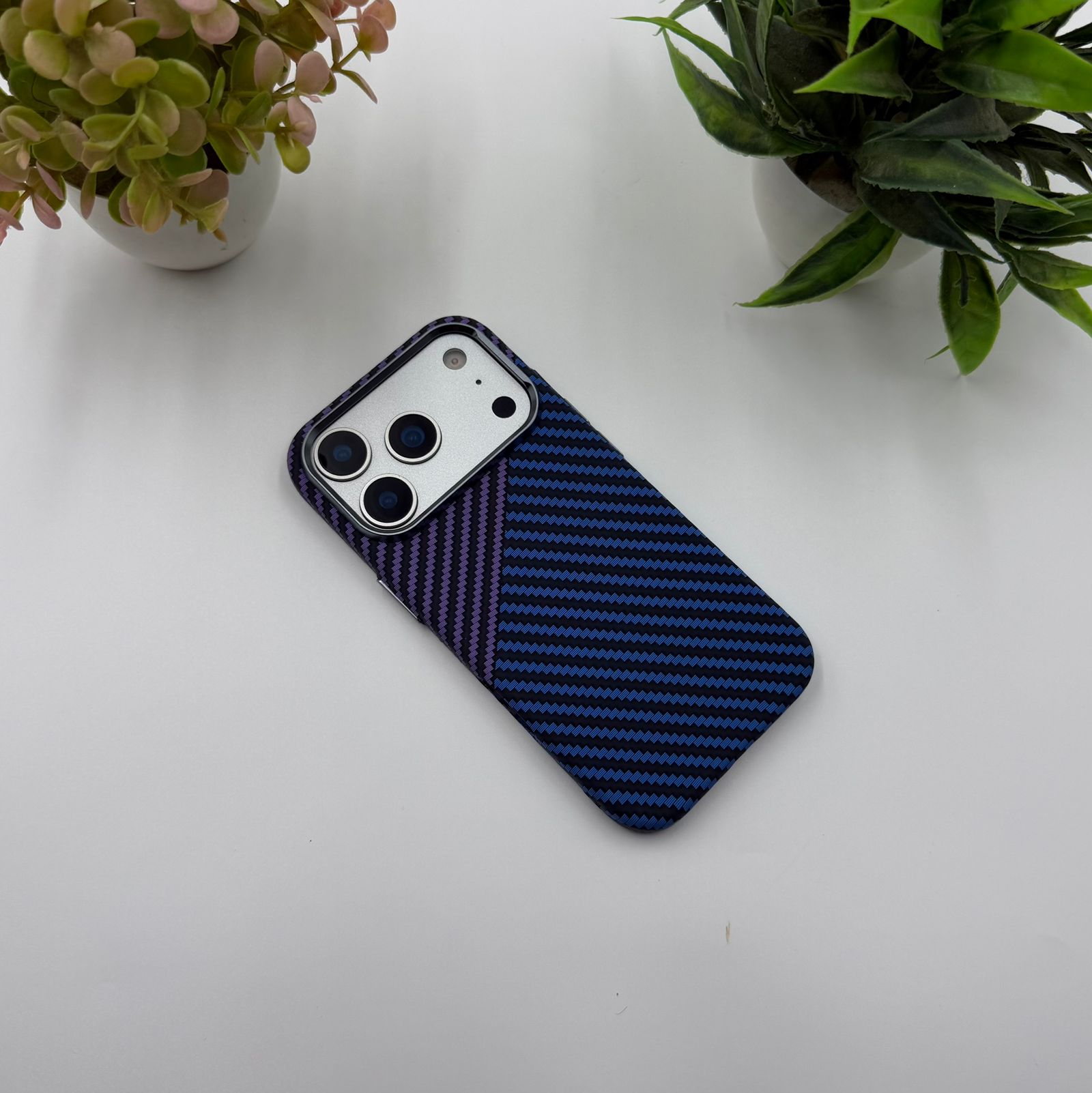 Original Luxo Blue Stripe Carbon Fibre Hidden Magsafe Case