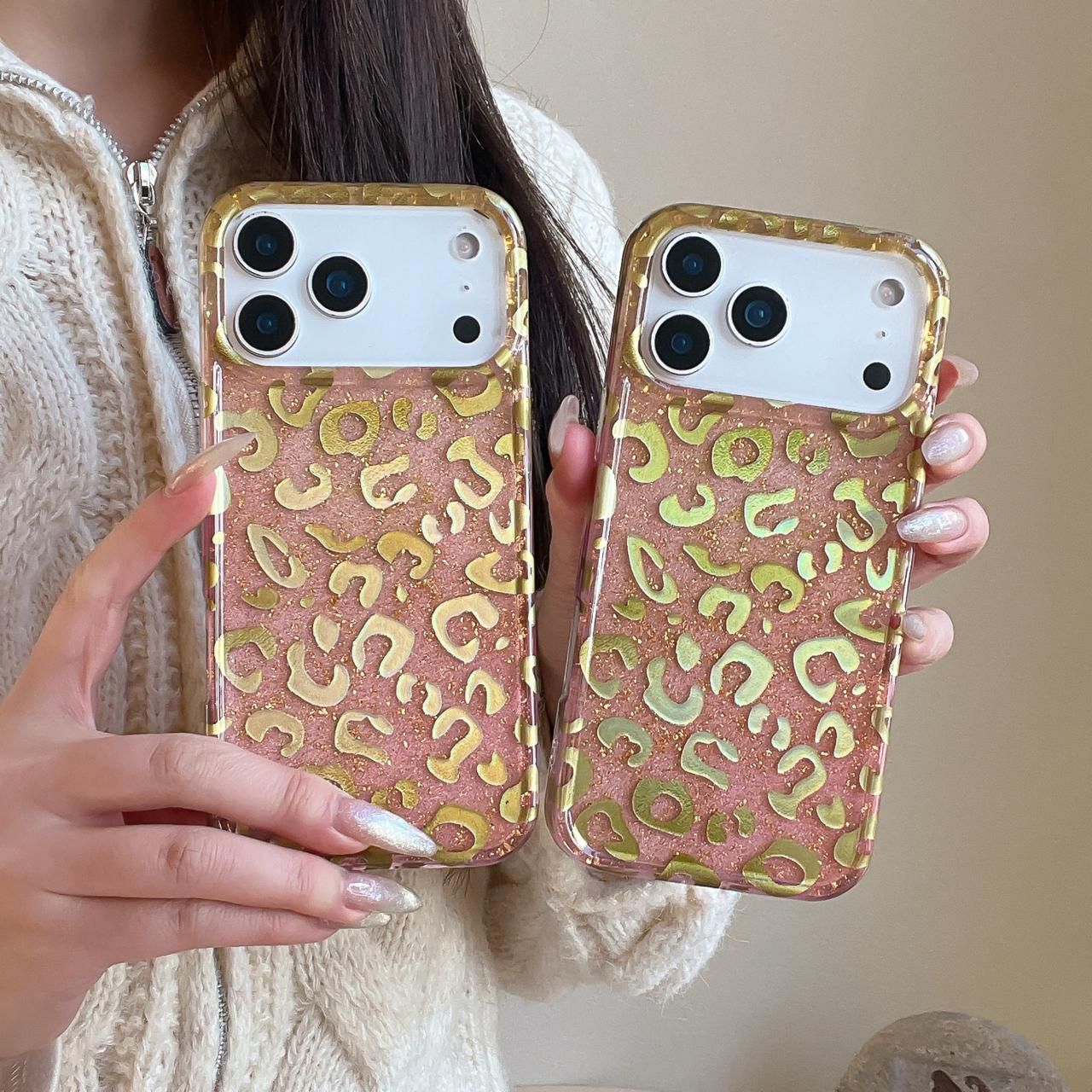 Iphone 17 Series Leopard Bling Case