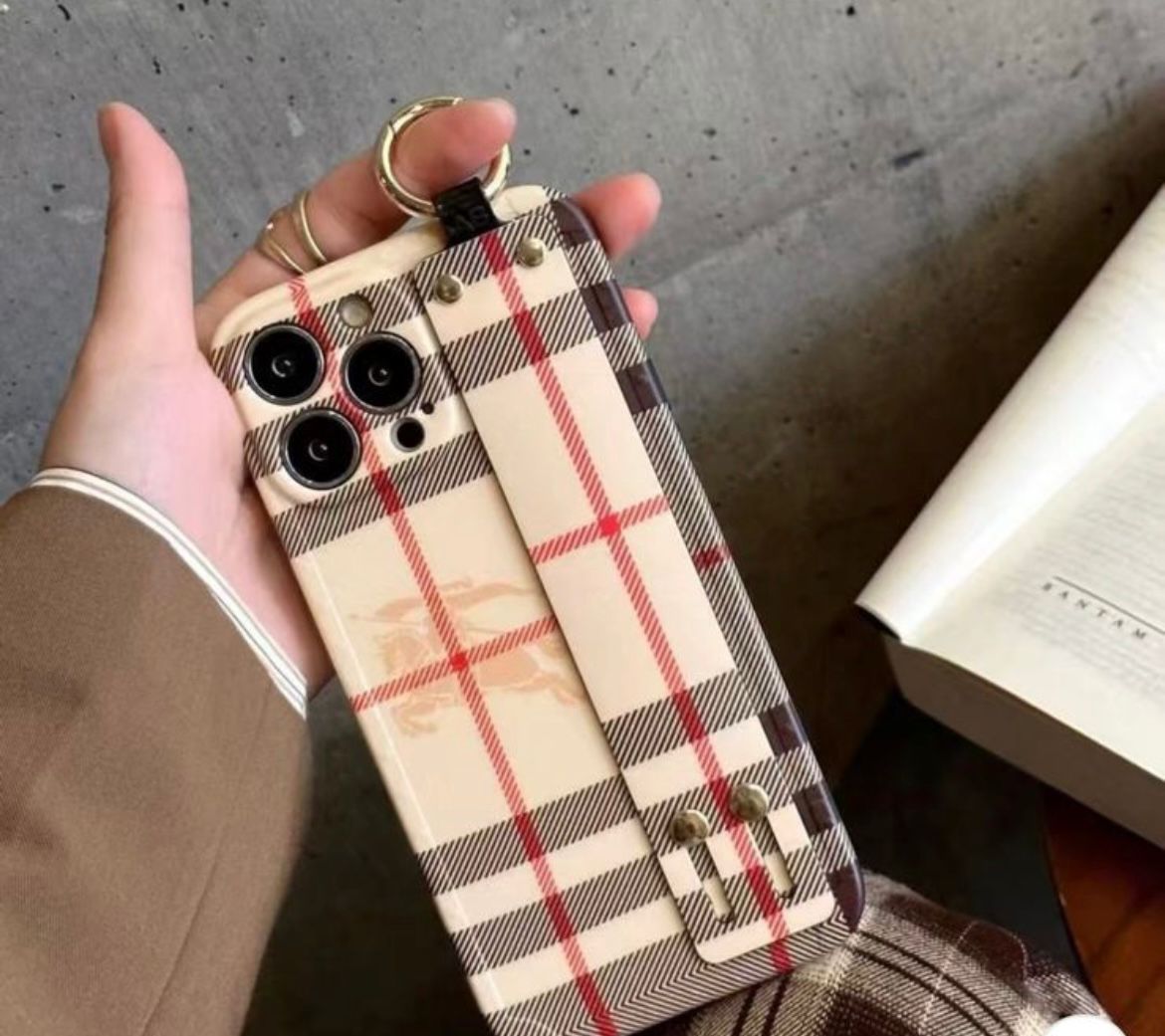 Iphone 16 Series Matte Finish Grip Case