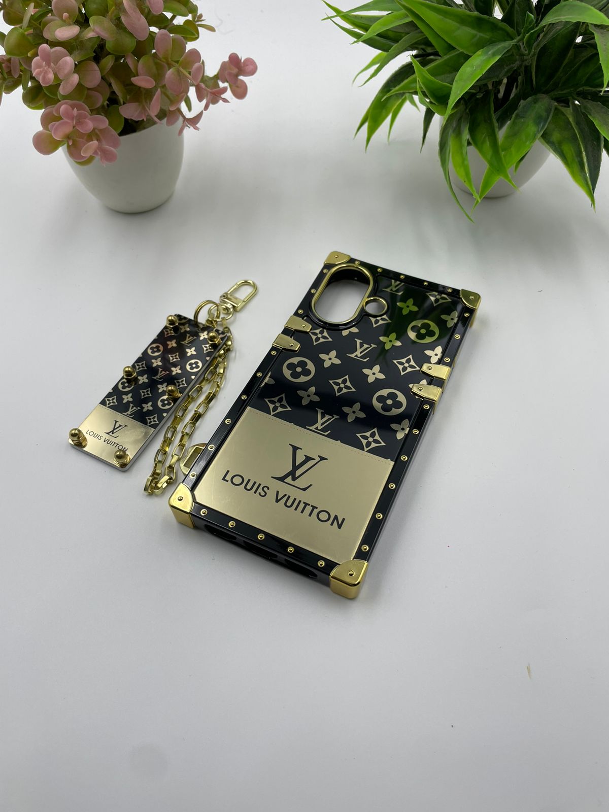 Luxury Branded Trunk Case With Chain