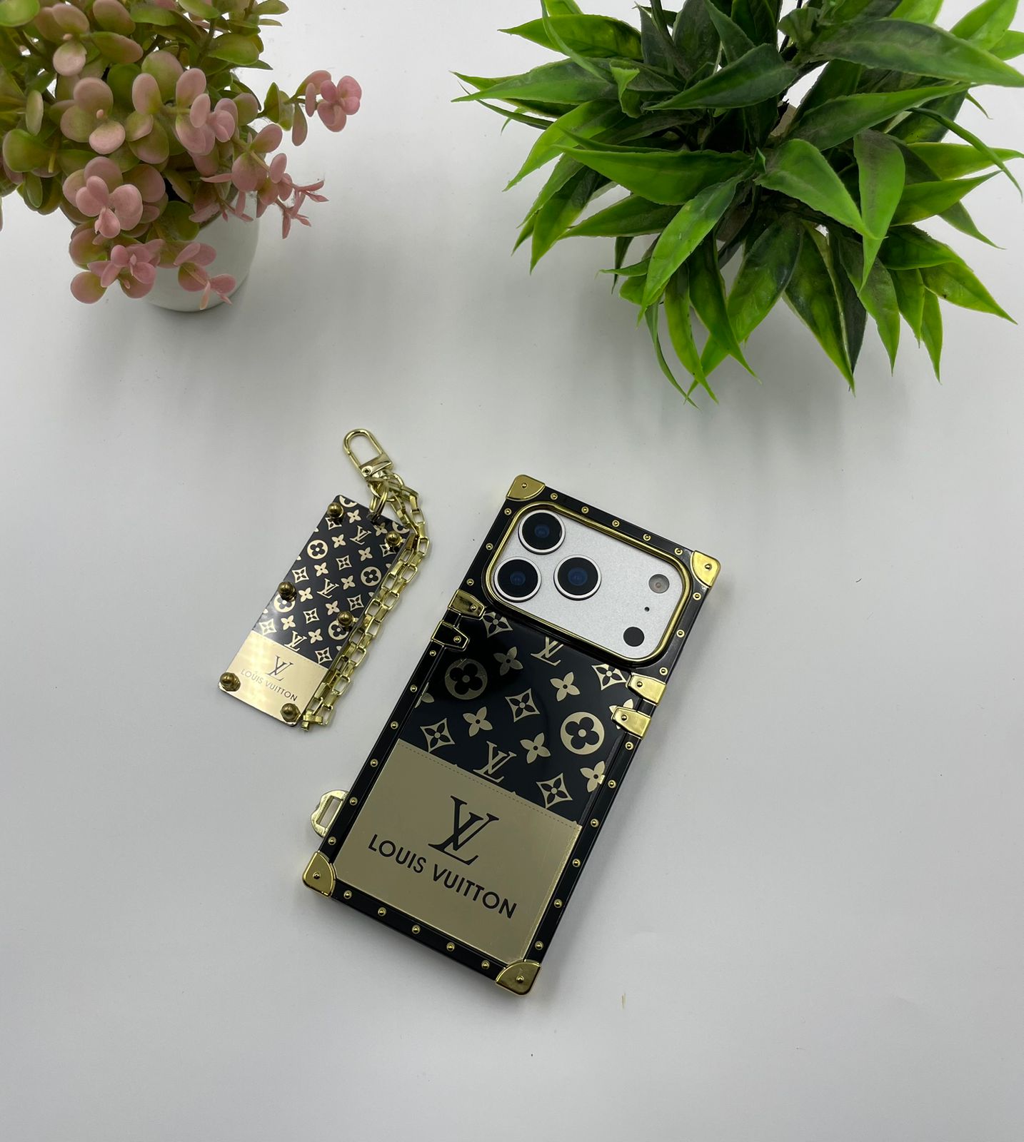 Luxury Branded Trunk Case With Chain